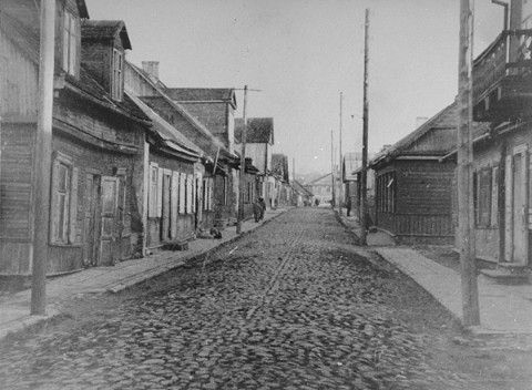 View of Krisciukaicio Street in the Kovno ghetto
